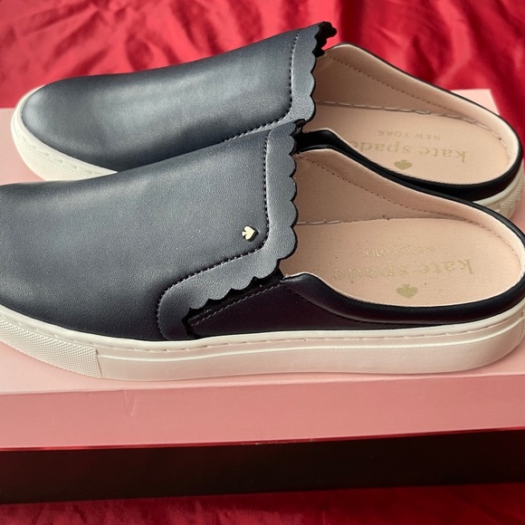 Kate Spade shoes - Picture 2 of 5